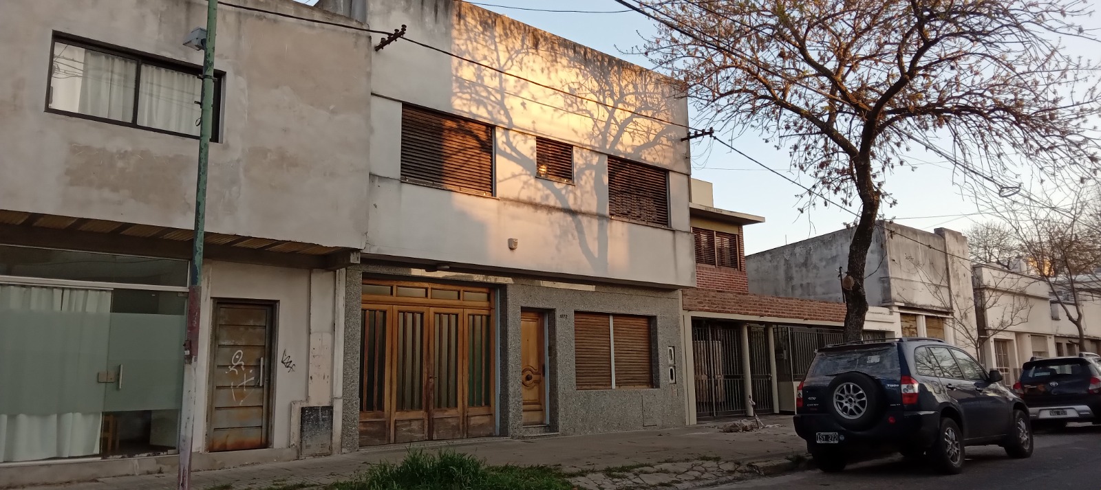 Venta-Casa en Dos Plantas 41 e/16 y 17-La Plata